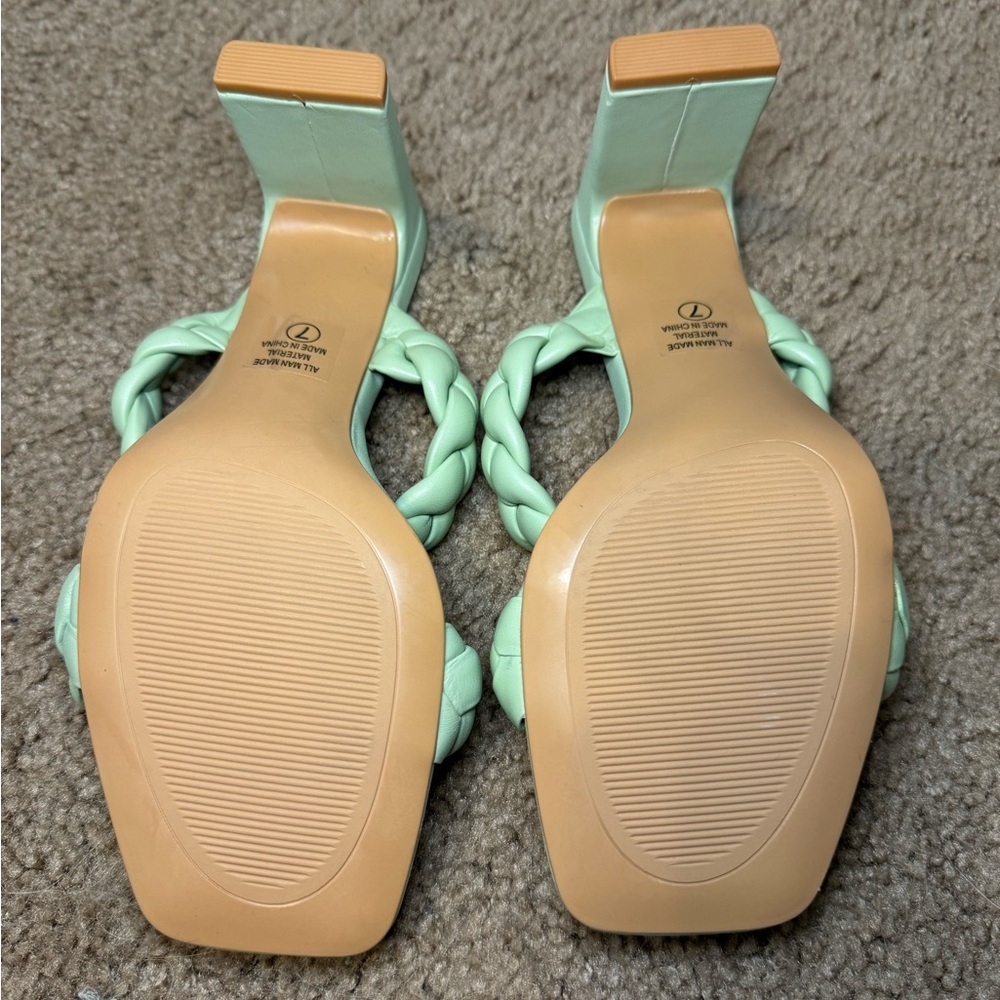 Soda Women’s High Heel Braided Sandals Size 7 - Picture 6 of 7